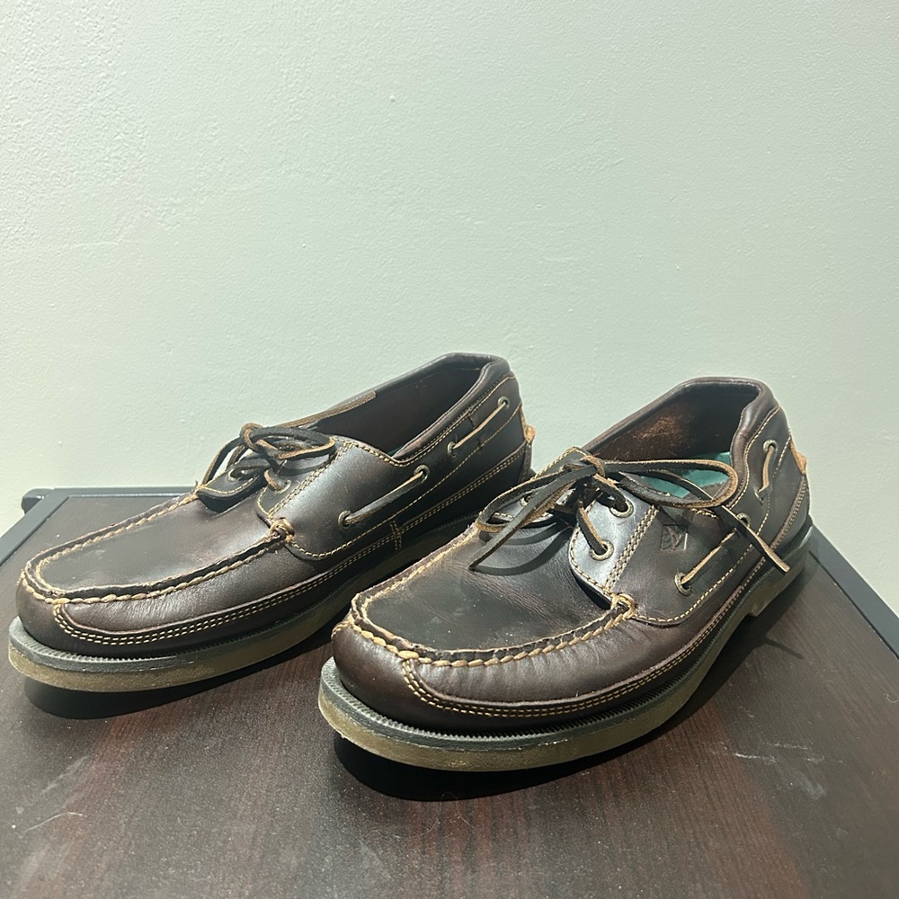 Sperry Men's Mako Nubuck 2-Eye Boat Shoes